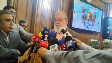 چمران: ۵۰۰ اتوبوس وارداتی تا پایان بهار به تهران می‌رسد