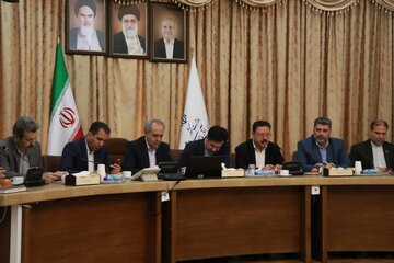معاون رئیس جمهور: اجازه نمی‌دهیم منابع در هر جایی و به هر طریقی هزینه شود