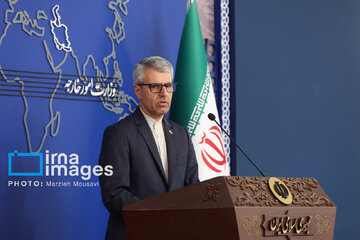 Iran verurteilt den Angriff des israelischen Regimes auf den Flughafen Sanaa und die jemenitische Infrastruktur aufs Schärfste