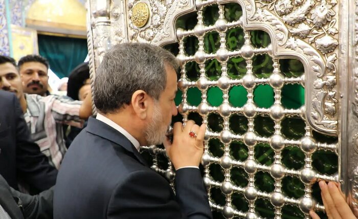 وزیر امور خارجه وارد قم شد