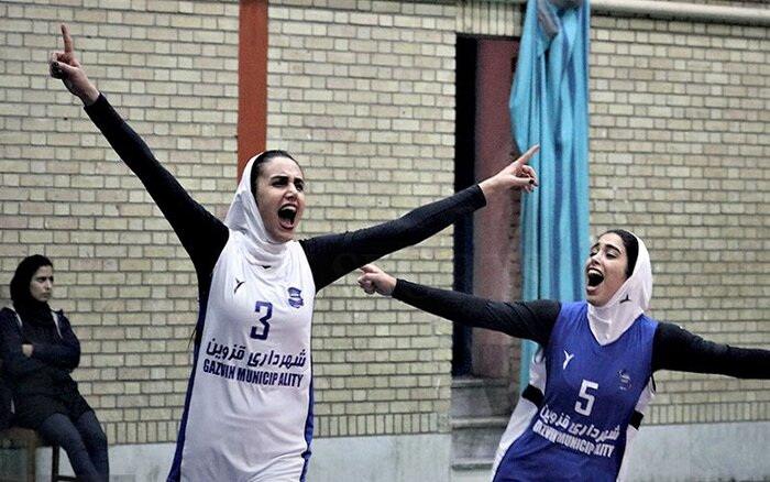 کور سوی امید والیبال در مهاباد