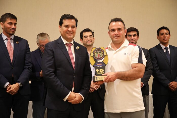 مرادی: ظهور نسل طلایی وزنهبرداری دور از انتظار نیست/ تفریحی وزنه میزنم