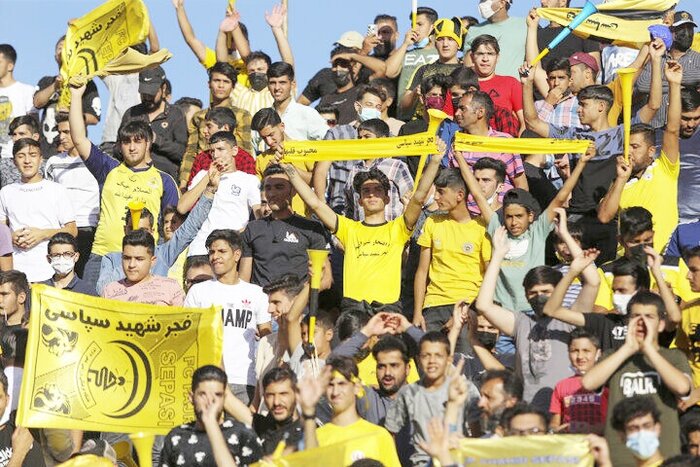 فجریها در فصل نقل و انتقال بازیکنان مراقب دلالها باشند