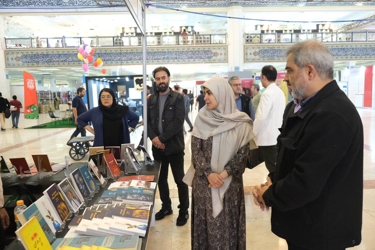 عرضه ۴۹ عنوان کتاب با موضوع تئاتر و سینما در نمایشگاه کتاب تهران