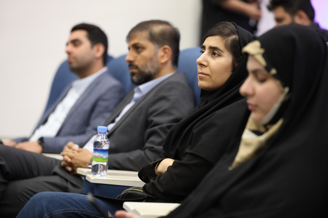 پیشرفت همه جانبه کشور درگرو حمایت از دانش بنیان های حوزه هوشمندسازی و هوش مصنوعی