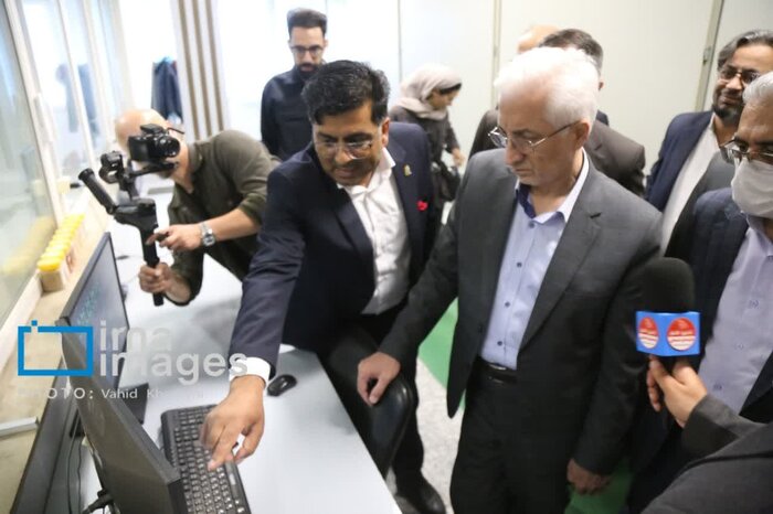 استاندار خراسان‌شمالی: پنل‌های خورشیدی راهکار مقابله با کمبود انرژی است