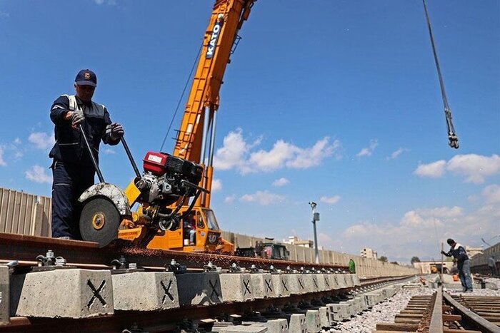اجرای نوسازی مسیر ریلی نیمه جنوبی خط یک مترو تهران