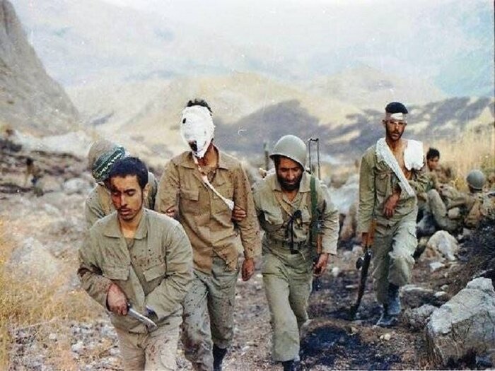 وقتی رهبر انقلاب به حال رزمندگان و امدادگران غبطه میخورد