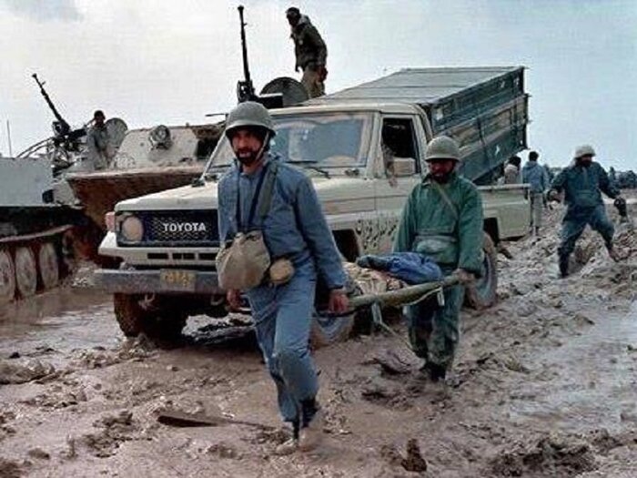 وقتی رهبر انقلاب به حال رزمندگان و امدادگران غبطه میخورد