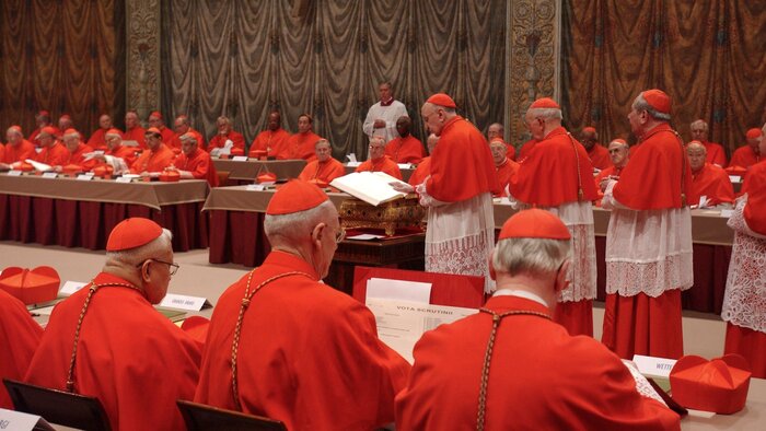 آغاز روند انتخاب پاپ جدید؛ واتیکان در انتظار تصمیمی سرنوشتساز