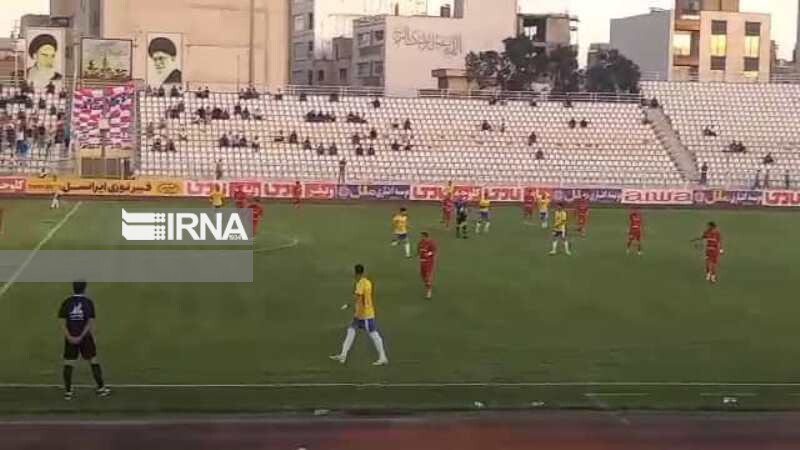 فیلم | حاشیه بازی شهرراز و صنعت نفت؛ از اعتراض آبادانی ها تا درخواست شیرازی ها