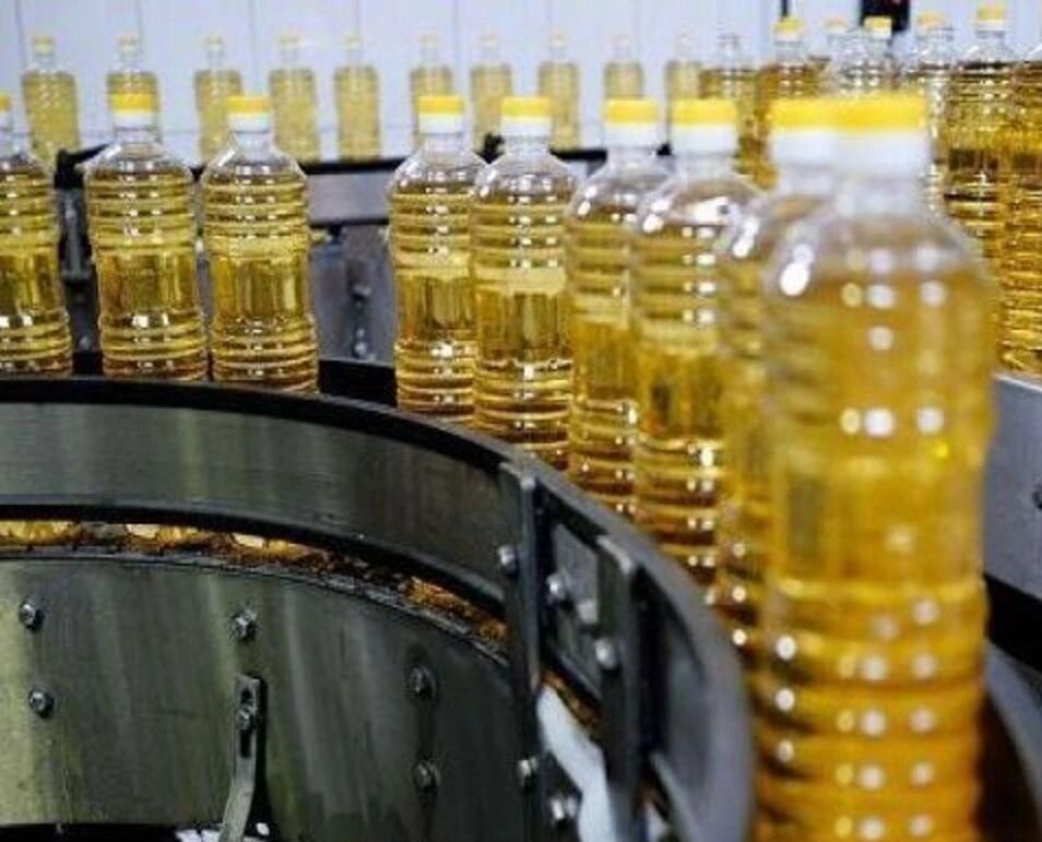 ۳۰۰ تن روغن در انبارهای استان بوشهر تخلیه شد ۳۰۰ تن روغن در انبارهای استان بوشهر تخلیه شد