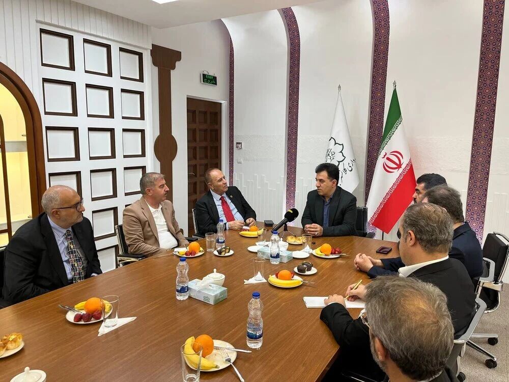 شهردار تبریز: مراودات اقتصادی ایران و ترکیه از مسیر شهرداریها و بخش خصوصی تسهیل شود شهردار تبریز: مراودات اقتصادی ایران و ترکیه از مسیر شهرداریها و بخش خصوصی تسهیل شود