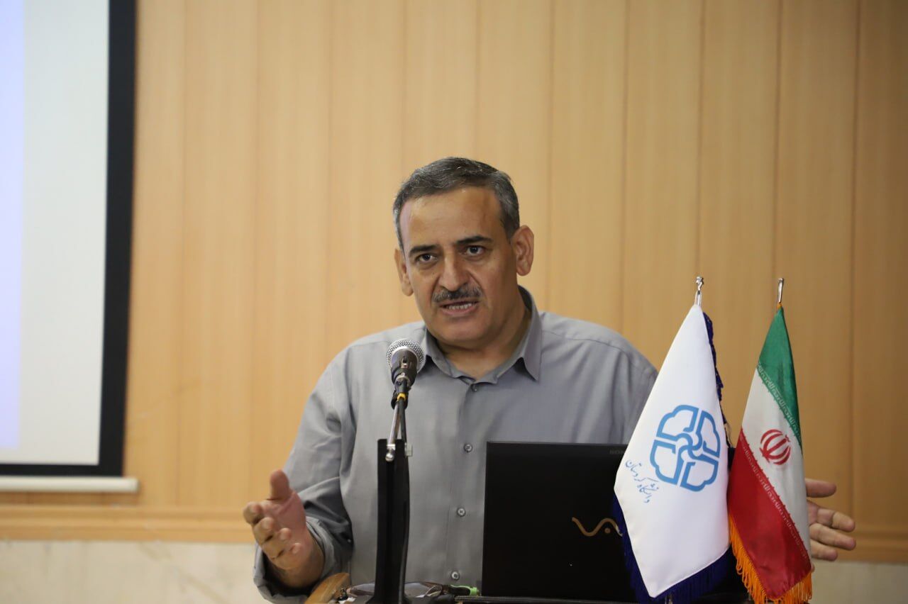 رئیس دانشگاه کردستان: دانش‌آموختگان برتر در دانشگاه‌ها بکارگیری شوند