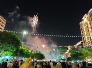 فیلم/ برگزاری بزرگترین نورافشانی تاریخ مشهد در شب میلاد امام رضا(ع)