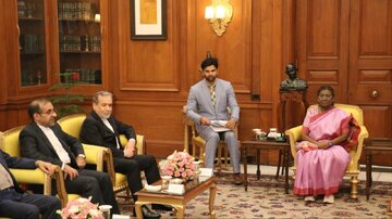 Araghchi a rencontré la présidente et le conseiller à la sécurité nationale de l'Inde