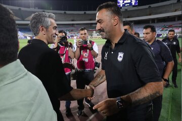 استقبال کم هواداران از دیدار  استقلال و چادرملو