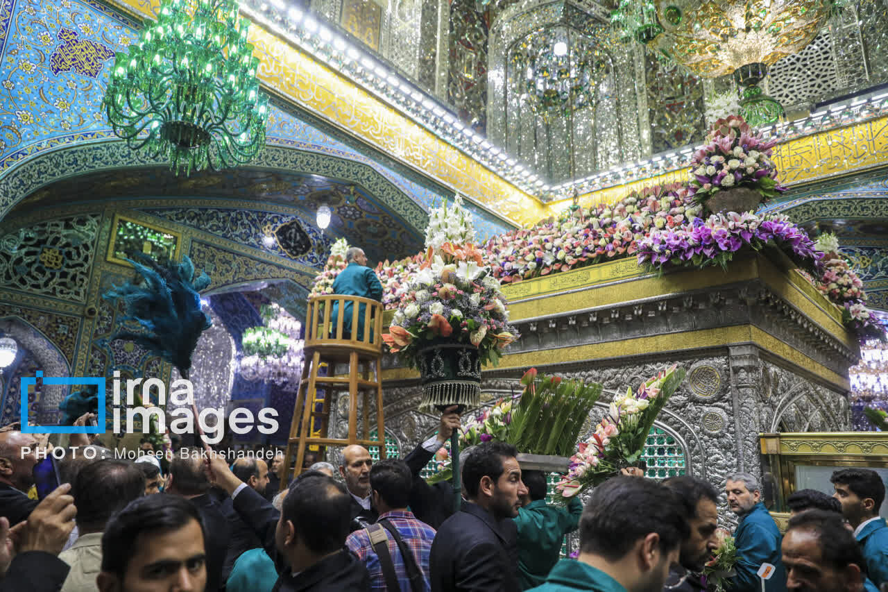 ولادت هشتمین خورشید/ صدای بال ملائک در صحن و سرای آفتاب خراسان