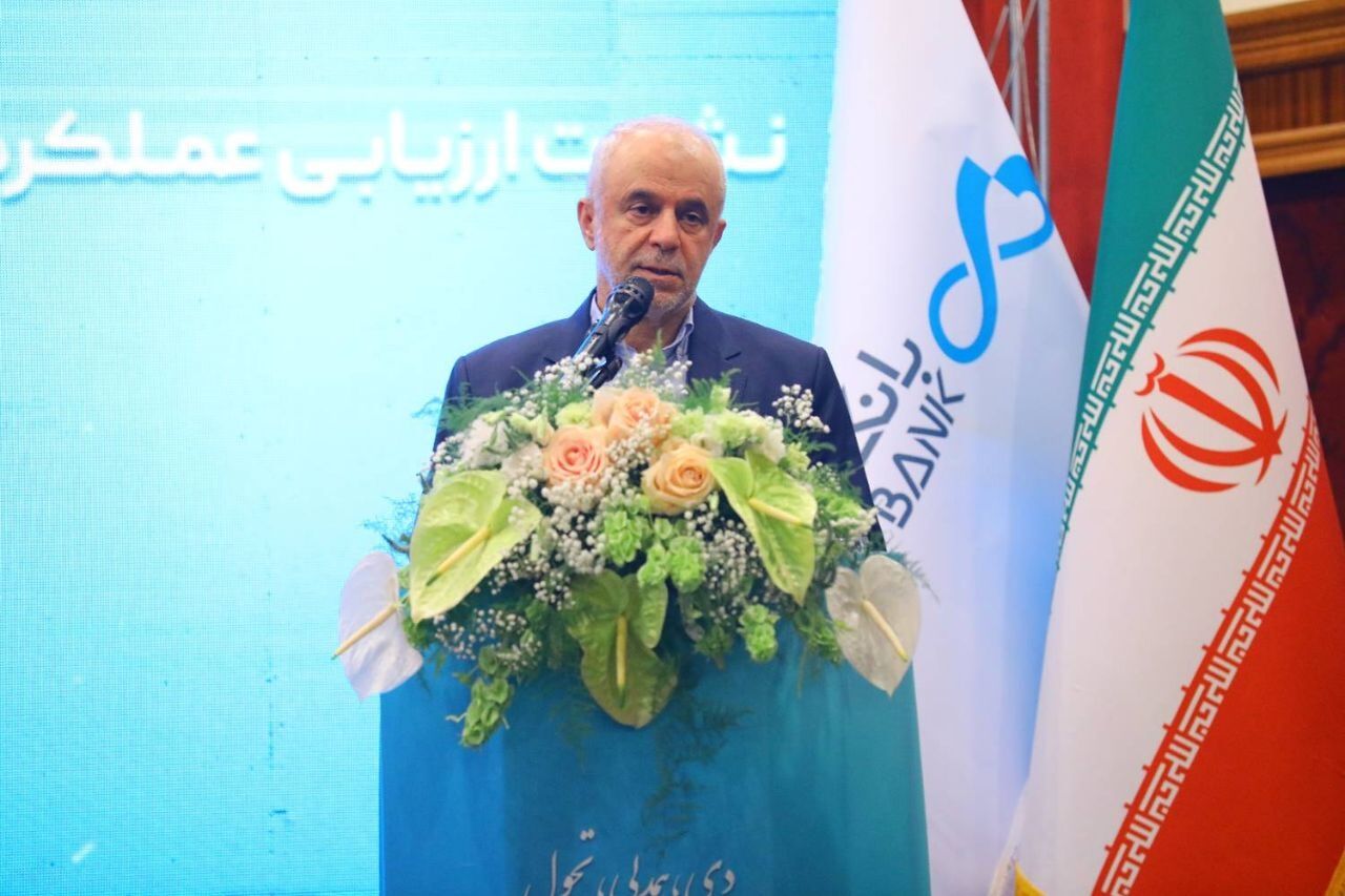 عملکرد بانک دی در دوره جدید مدیریتی، الگویی برای سایر بانک‌هاست