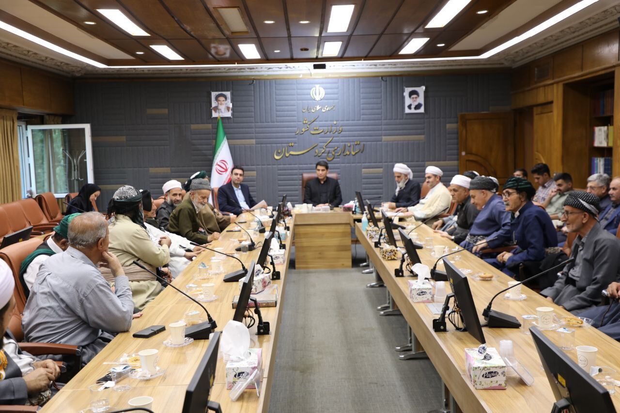 استاندار کردستان: حفظ وحدت بیش از هر زمانی نیاز است
