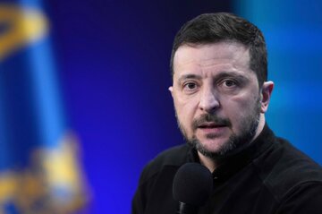 زلنسکی: اوکراین آماده پذیرش آتش‌بس فوری و بدون قید و شرط است