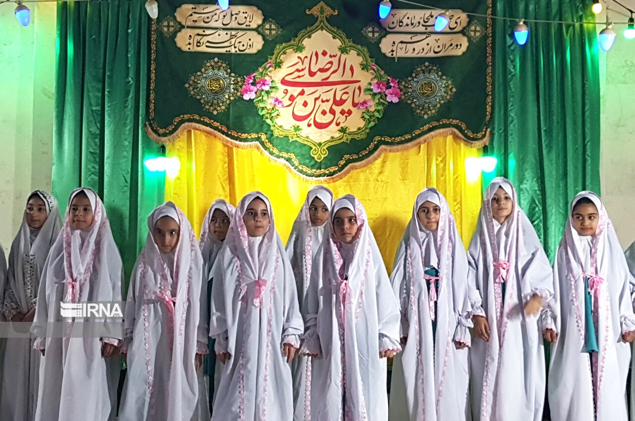 فیلم | جشن میلاد امام رضا (ع)در یادمان شهدای گمنام پارک شغاب بوشهر