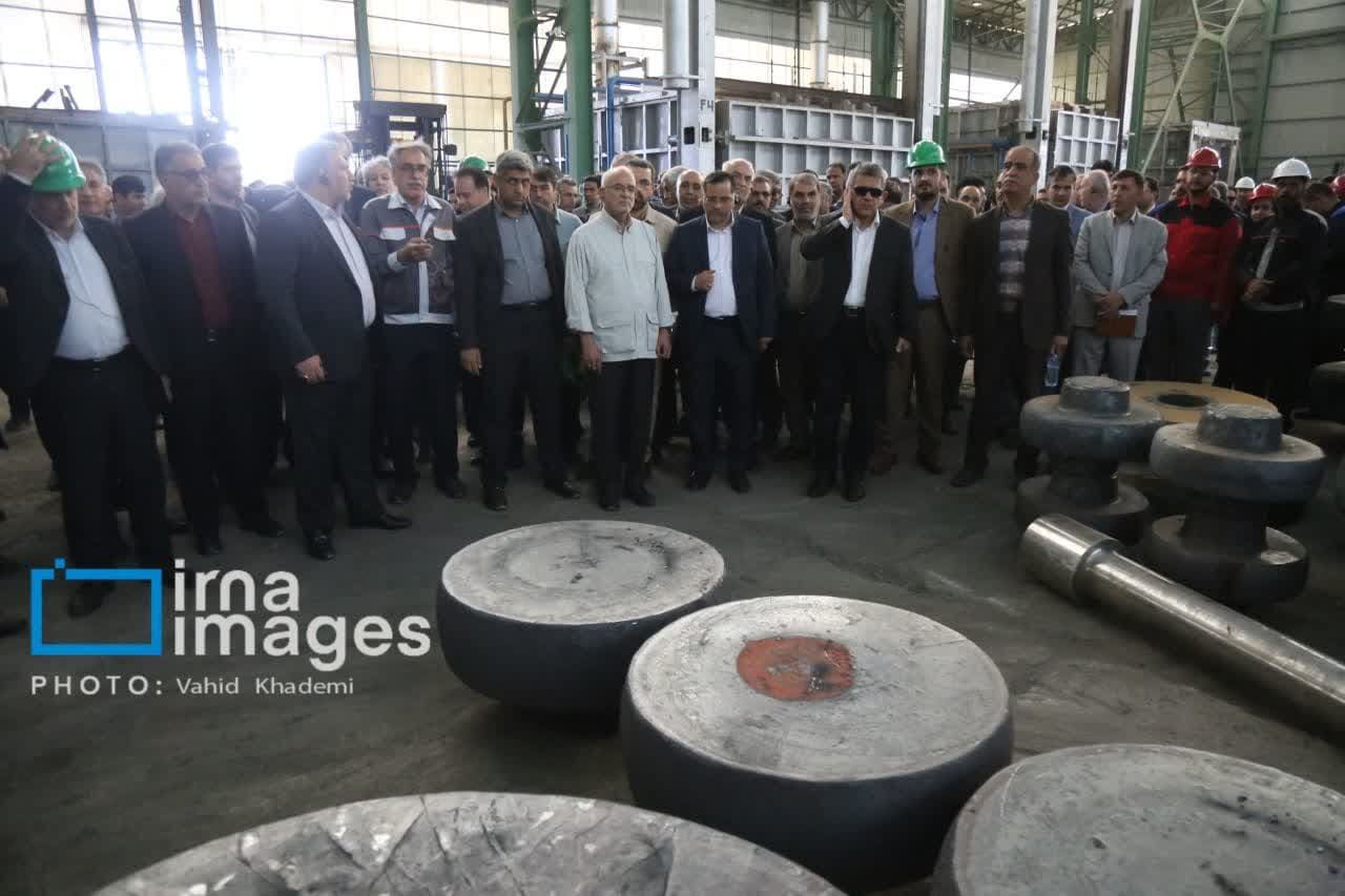 مدیرعامل سازمان صنایع کوچک از شهرک‌های صنعتی اسفراین بازدید کرد