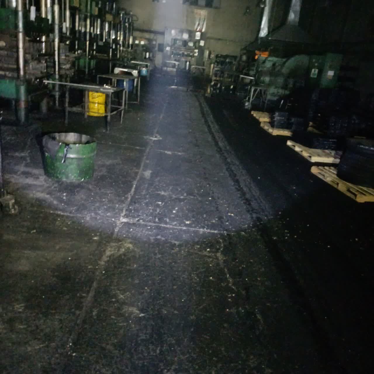 آتش سوزی در شهرک صنعتی بروجرد مهار شد