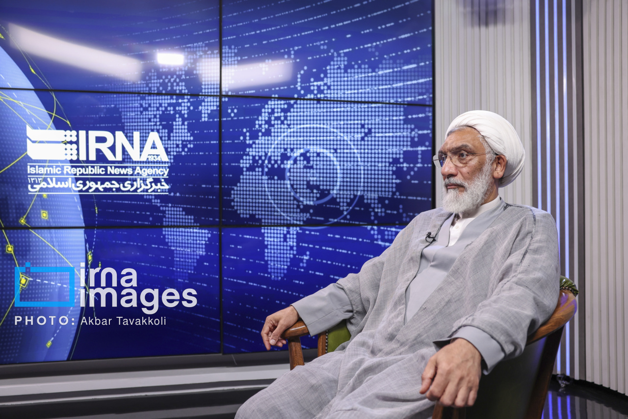 پورمحمدی: شکاف های اجتماعی باید ترمیم شود/ ضرورت بازنگری در برخی ساختارهای مدیریتی