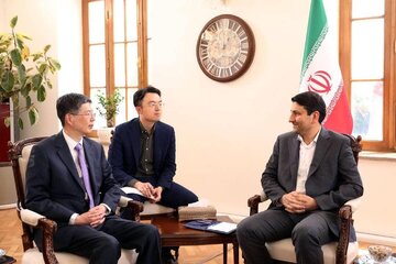 Iran and China eye closer cooperation in IT, digital economy, and AI