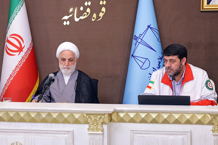 از توزیع شیر رایگان در مدارس ابتدایی تا چالش زائران ایرانی در حج تمتع امسال