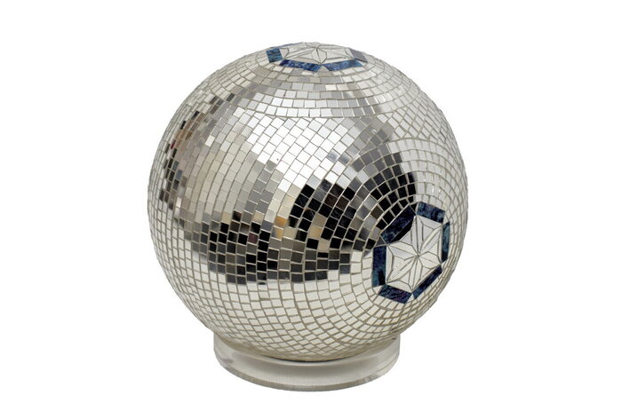 اثر ۱۴ میلیارد تومانی حسین زندهرودی در حراج بیست و سوم تهران