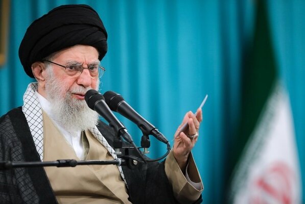 Líder de Irán: Con la gloria de Dios, Palestina vencerá a los ocupantes
