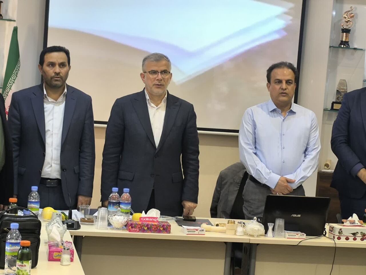 استاندار البرز: گره‌گشایی از مشکلات واحدهای تولیدی، اولویت جدی استان است