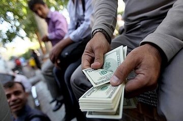 سبزه‌میدان؛ جایی که دلار زبان مقاومت است