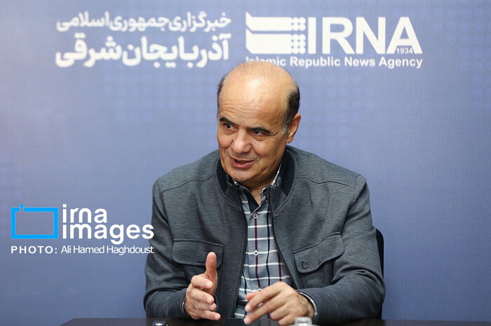 بازگشت و بقای فلامینگوها در دریاچه ارومیه با بسترسازی برای حیات آرتمیا