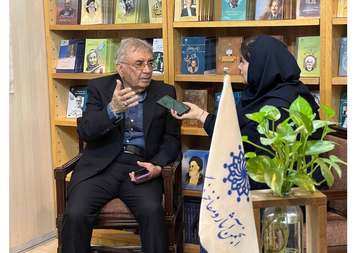 حمایت دولت از نویسندگان، برای شکوفایی فرهنگ کتاب‌خوانی ضروری است