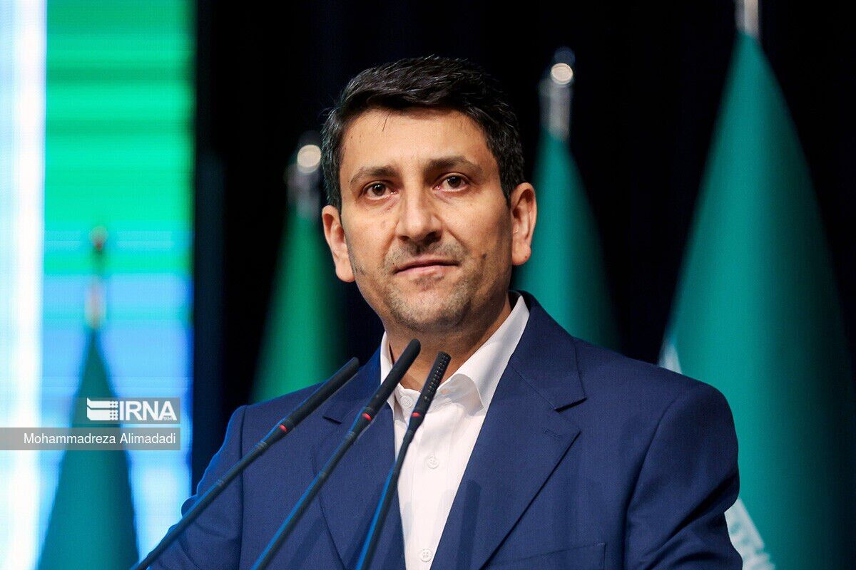 ایران کے آئی ٹی منسٹر کی  ٹیکنالوجی ڈپلومیسی کے فروغ کے لئے بیجنگ روانگی