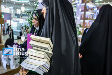 Salon international du livre de Téhéran 2025 - 5e journée