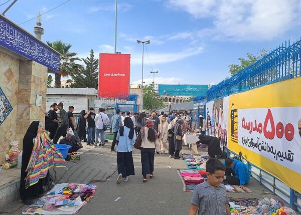 پرسه در نمایشگاه کتاب؛ از شورِ حضور تا شوکِ قیمت