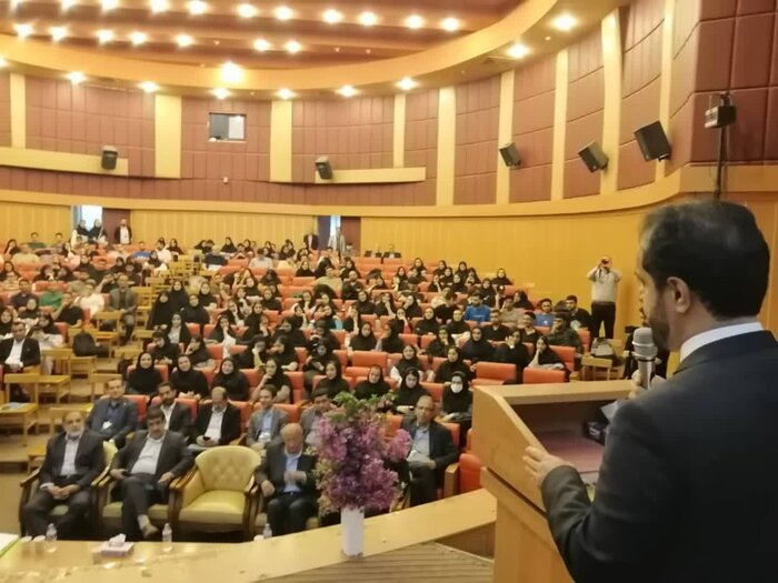 همگرایی مثلت دولت، دانشگاه و صنعت برای ایجاد اشتغال در مازندران
