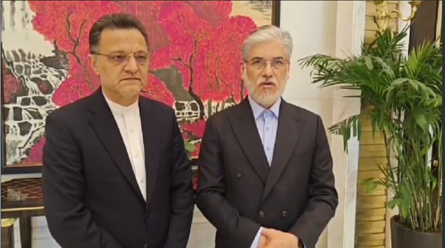 سیمایی برای شرکت در اجلاس وزیران علوم شانگهای وارد چین شد 