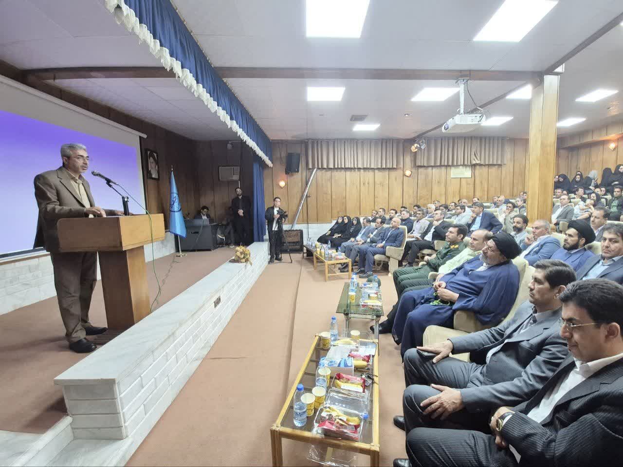 برنامه راهبردی توسعه لرستان نیازمند جذب سرمایه بخش خصوصی است