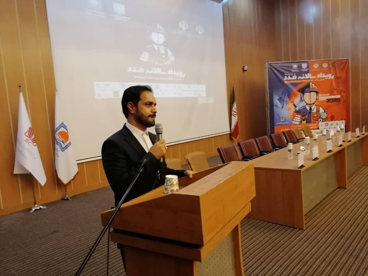 همگرایی مثلت دولت، دانشگاه و صنعت برای ایجاد اشتغال در مازندران