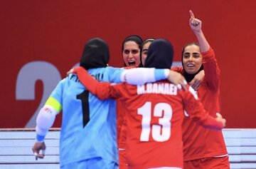 صعود فوتسال بانوان به نیمه‌نهایی آسیا در روز افشای ترفند غیراخلاقی جذب ستاره‌ها در والیبال