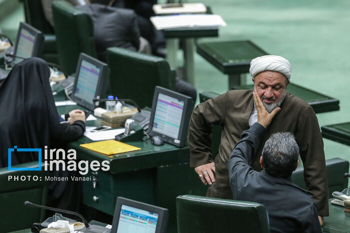 ماجلیس در روز پای فوتبال برای عموم مردم باز شد