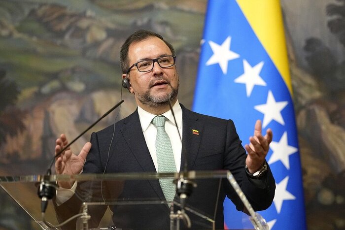 Venezuela impondrá “la fuerza de la ley” contra quienes quieran robar recursos energéticos del país