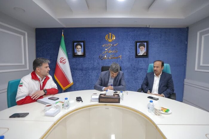 استاندار یزد: جمعیت هلال احمر نیازمند درآمد پایدار است