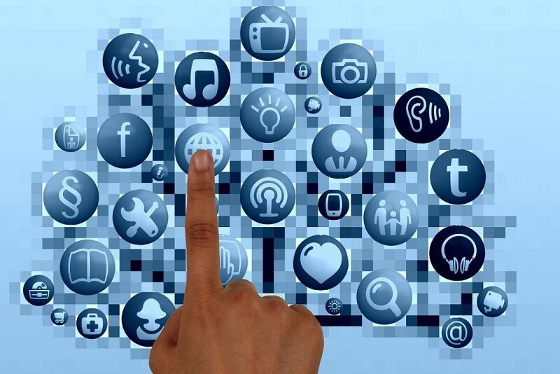 رسانه چگونه افکار عمومی را تسخیر می‌کند؟
