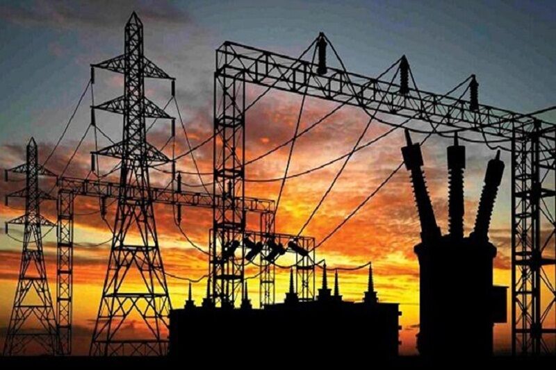 پای قیمت‌گذاری دستوری بر گلوی رونق تولید در صنعت برق